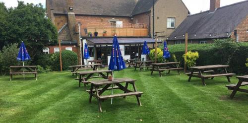 Pub garden maintenance